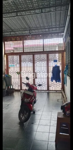 image RUMAH PETAK SIAP HUNI DALAM INTI KOTA (1)