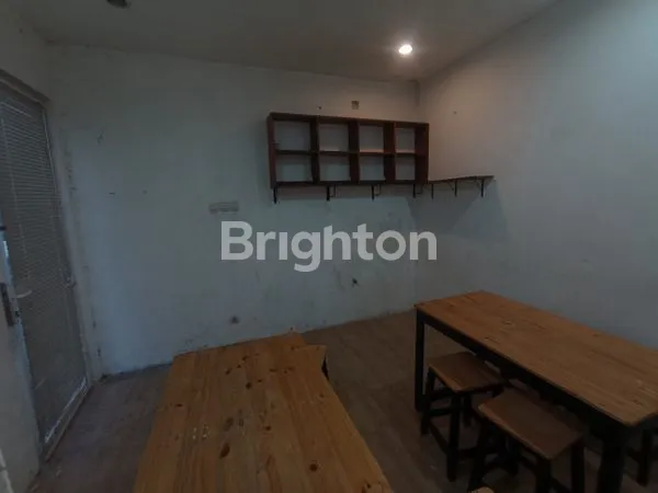 image RUKO 2 LANTAI UNTUK KAFE DI PINGGIR JALAN UTAMA KOTA REMBANG  (8)