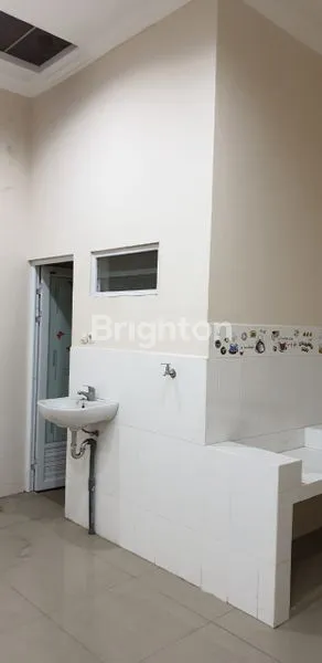 image RUMAH CANTIK SIAP HUNI DI TANGGUL MAS TANAH MAS SEMARANG  (3)