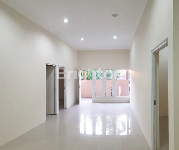 image RUMAH CANTIK SIAP HUNI DI TANGGUL MAS TANAH MAS SEMARANG  (2)