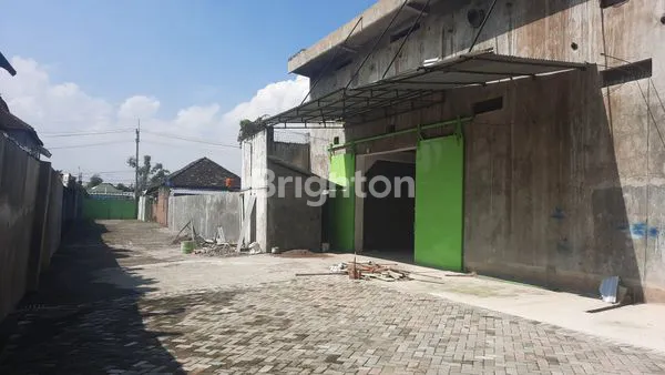 image DISEWAKAN GUDANG LUAS 800 METER  KONDISI BAGUS DAN SIAP PAKAI DENGAN LOKASI STRATEGIS (6)