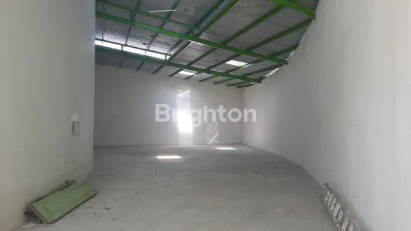 image DISEWAKAN GUDANG LUAS 800 METER  KONDISI BAGUS DAN SIAP PAKAI DENGAN LOKASI STRATEGIS (3)