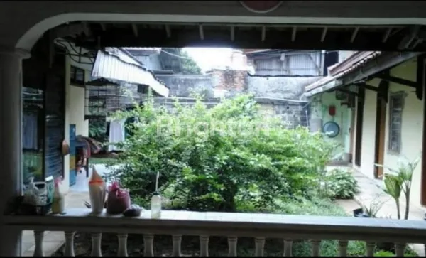 image TURUN HARGA!!! RUMAH HITUNG TANAH LOKASI STRATEGIS CIPUTAT (7)