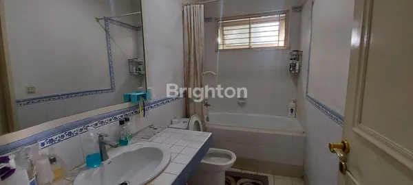 image RUMAH SHM 2 LANTAI SIAP HUNI DI LIPPO KARAWACI (6)