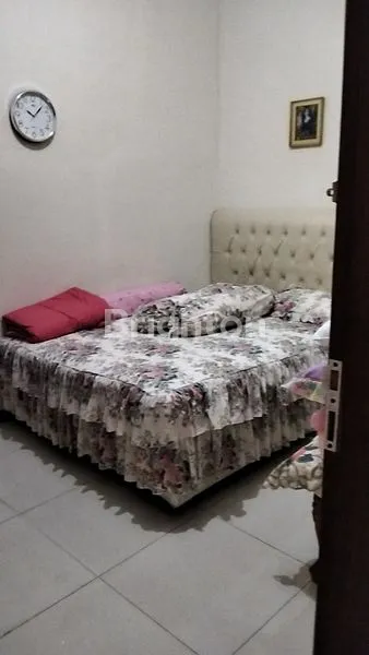 image 1M AN RUMAH 2 LANTAI SIAP HUNI TERAWAT LEBAR 7 DARMO INDAH SURABAYA BARAT (6)