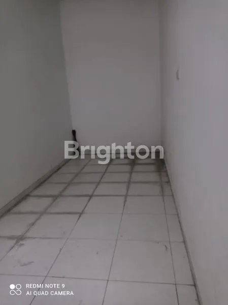 image 2 LANTAI TERAWAT DAN SIAP PAKAI (7)