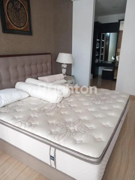 image A MODERN AND COMFORTABLE PRIVATE VILLA IDEALLY LOCATED IN SUKAWATI (6)