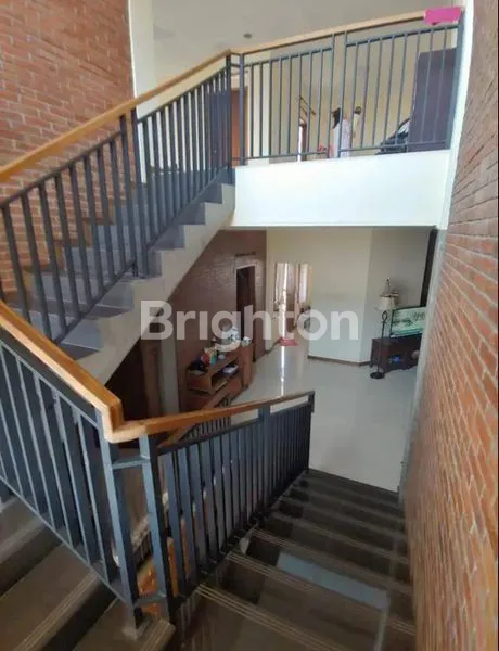 image RUMAH SEMI VILLA CIUMBULEUIT (3)