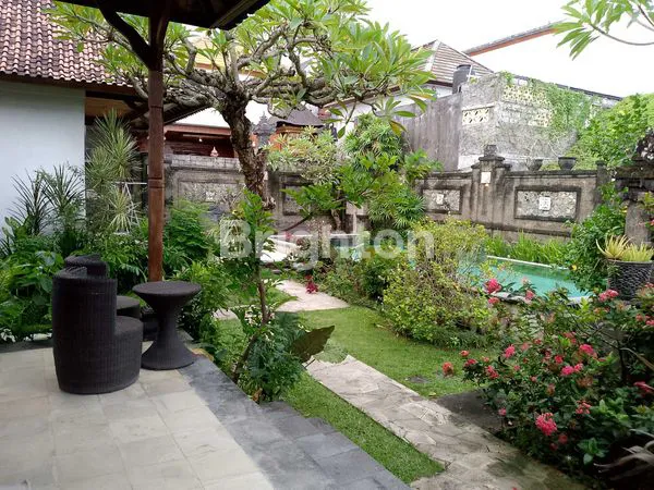 image VILLA LUAS DAN STRATEGIS DI SIULAN, DENPASAR TIMUR! (6)