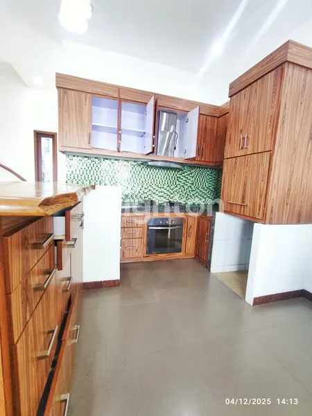 image VILLA NYAMAN SIAP HUNI  LOKASI STRATEGIS, JL. DEWI SARASWATI, SEMINYAK (6)