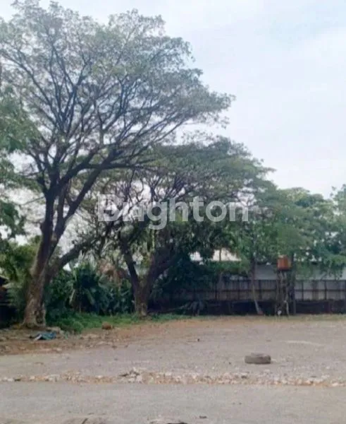 image LAHAN LUAS PINGGIR JALAN RAYA AREA JAKARTA TIMUR (3)