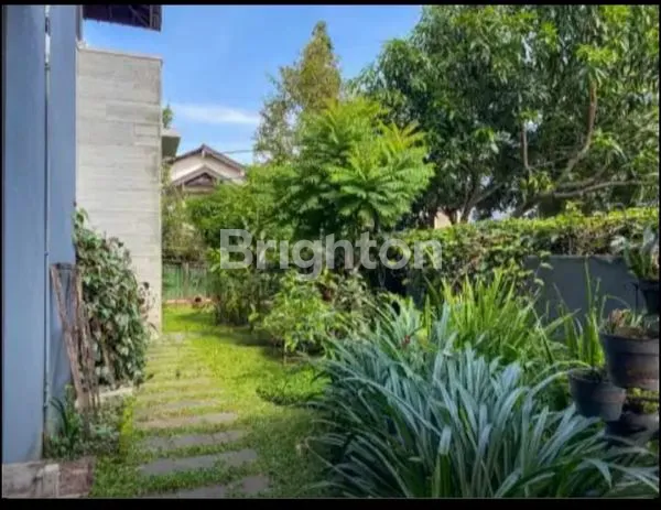 image RUMAH MEWAH TENGAH KOTA SIAP HUNI (3)