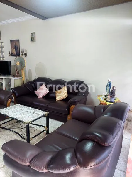 image RUMAH TUA MURAH DI JANTUNG TANJUNG DUREN (2)