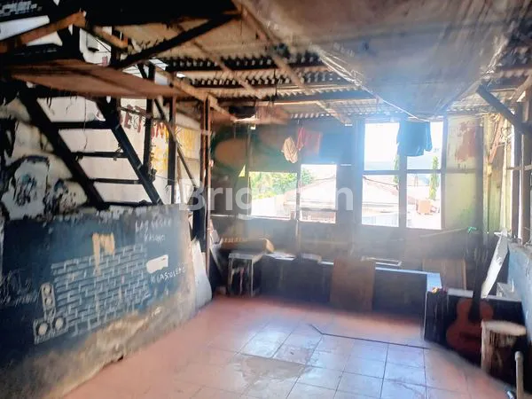 image RUKO 3 LANTAI BISA EXTENSION 2 UNIT UNTUK KONVEKSI, GUDANG, PERCETAKAN, TEMPAT PRODUKSI DI JELAMBAR, JAKARTA BARAT. (4)