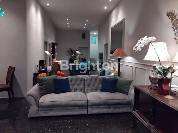 image  RUMAH MEWAH SEMI FURNISH SURABAYA (3)