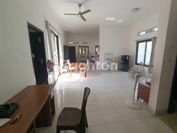 image HITUNG TANAH SIAP HUNI ROW 3 DKT MULYOSARI TENGAH,BABATAN PANTAI UTARA,WISMA PERMAI BARAT,SUTOREJO PRIMA INDAH,DHARMAHUSADA MAS,MANYAR KERTOADI,KERTAJAYA INDAH TIMUR,LEBAK ARUM,PANTAI MENTARI,PURI ASRI GRIYA ASRI,TAMAN MUTIARA,RAYA ITS,FLORENCE (1)