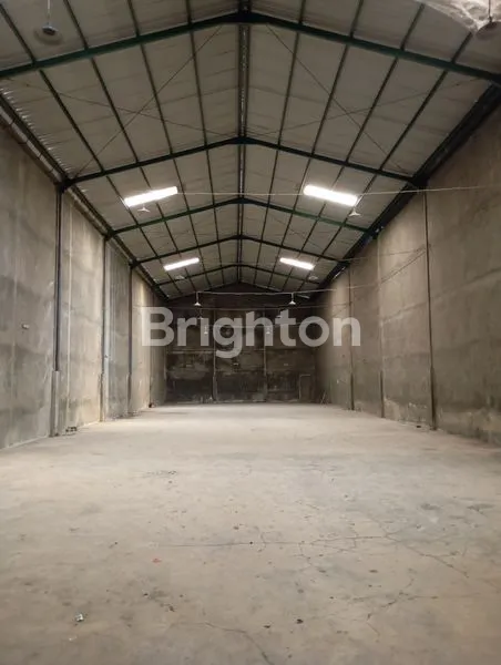 image GUDANG MMTC LOGISTIK (2)