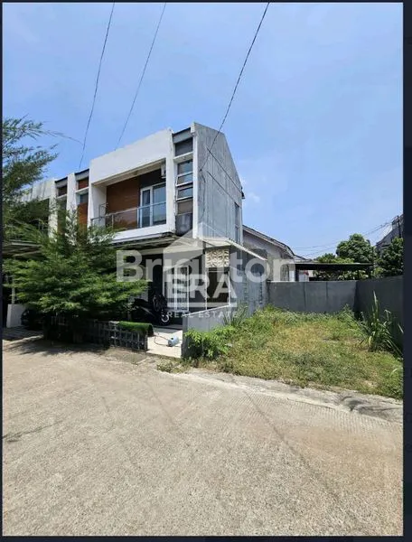 image DI JUAL RUMAH MINIMALIS DALAM KOMPLEK PELITA DEPOK (1)