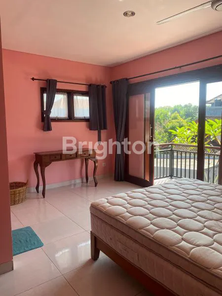 image VILLA LUAS 2 LANTAI 4 BEDROOM JIMBARAN BALI (7)