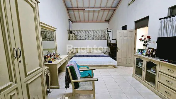 image RUMAH 2 LANTAI STRATEGIS BEBAS BANJIR COCOK UNTUK HUNIAN NYAMAN ATAU KOS-KOSAN DI GROGOL JAKARTA BARAT (1)