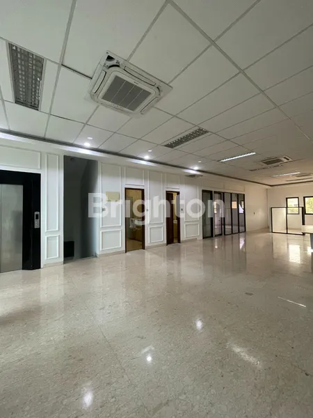 image MINI BUILDING MEWAH STRATEGIS DEKAT AREA PERKANTORAN KEMANG JAKARTA SELATAN (3)