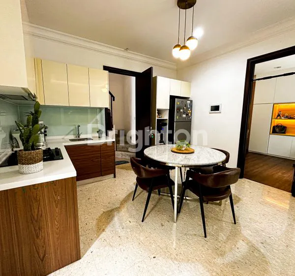 image TURUN HARGA! RUMAH 2 LANTAI RENOVASI CANTIK SIAP HUNI CLUSTER JADEITE RESIDENCE, LANTAI MARMER & SMART HOME,  BSD CITY (2)