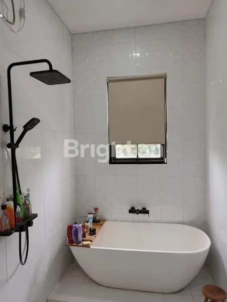 image CLUSTER NEO CATALONIA NUSA LOKA, BSD, 3 LANTAI, BANGUNAN BARU, SANGAT STRATEGIS, DAN FULL FURNISHED (6)