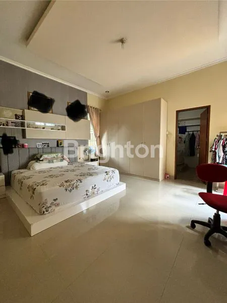 image RUMAH MURAH 2 LANTAI DI KAWASAN ELIT TAMAN GALAXY - BEKASI SELATAN (NEGO) (7)