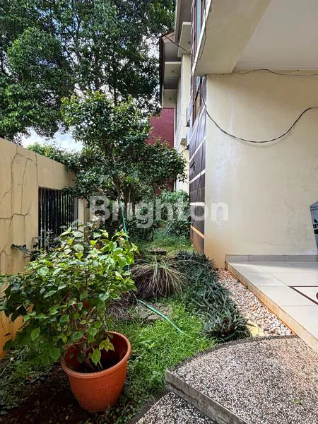 image RUMAH MURAH 2 LANTAI DI KAWASAN ELIT TAMAN GALAXY - BEKASI SELATAN (NEGO) (8)