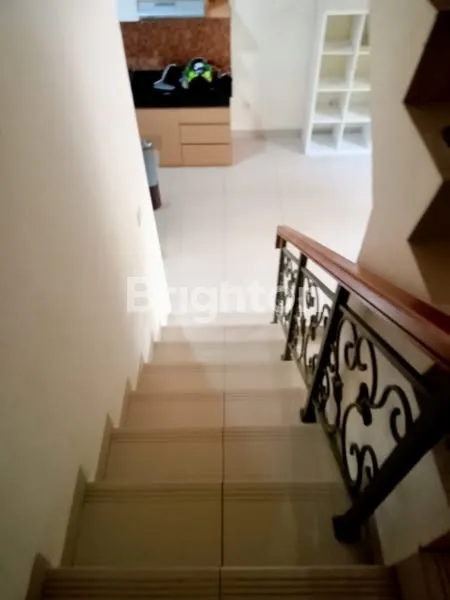 image RUMAH VILLAGE GADING SERPONG FULL FURNISH SIAP HUNI (4)