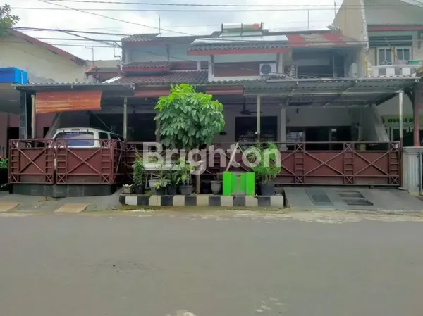 image RUMAH SIAP HUNI WISMA MENANGGAL STRATEGIS DEKAT MASJID AGUNG DAN RAYA A YANI  (1)