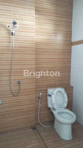 image RUMAH 2 LANTAI SIAP HUNI DI KELAPA GADING DI SEWAKAN (6)