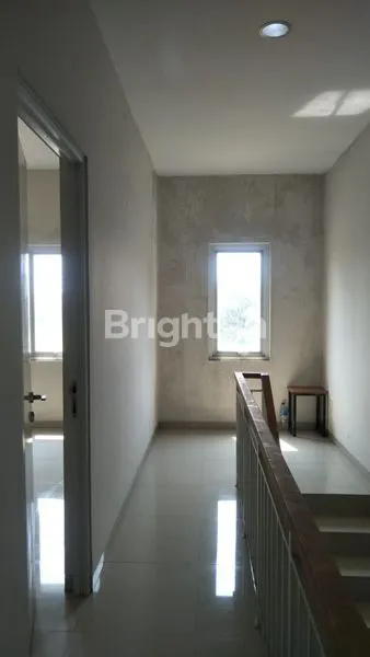 image RUMAH 2 LANTAI SIAP HUNI DI KELAPA GADING DI SEWAKAN (5)