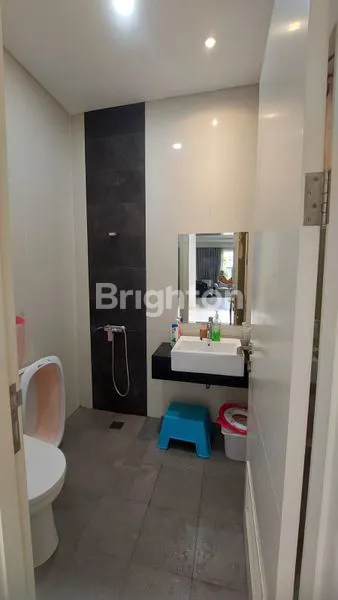 image RUMAH CLUSTER MOZART GADING SERPONG TANGERANG (6)