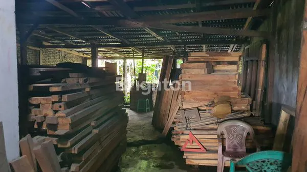 image RUMAH TOKO DI JL BESAR SOLO KARTASURA (4)