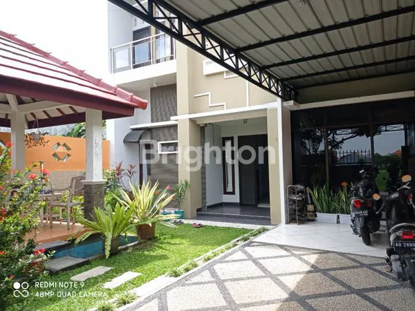 image RUMAH MEWAH SUMBER (1)