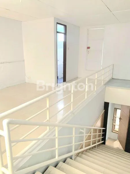 image RUKO 4 LANTAI PREMIUM (SUDAH DI UPGRADE) DEKAT UNLA (6)