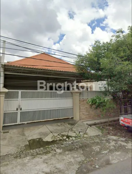 image RUMAH MEWAH DAN STRATEGIS DI JALAN RAYA GAYUNGSARI SURABAYA (1)
