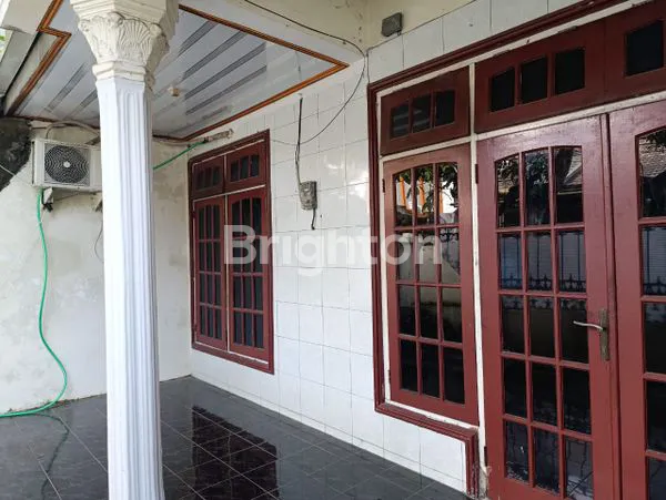 image PONDOK WAGE INDAH-RUMAH 1.5 LANTAI SIAP HUNI-NEGO SAMPE DEAL (7)