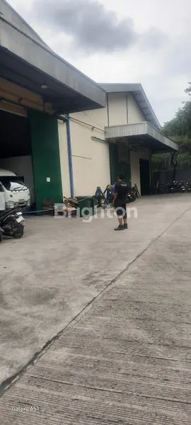 GUDANG STRATEGIS UNTUK BISNIS  DEKAT HARAPAN INDAH  MEDAN SATRIA KOTA BEKASI