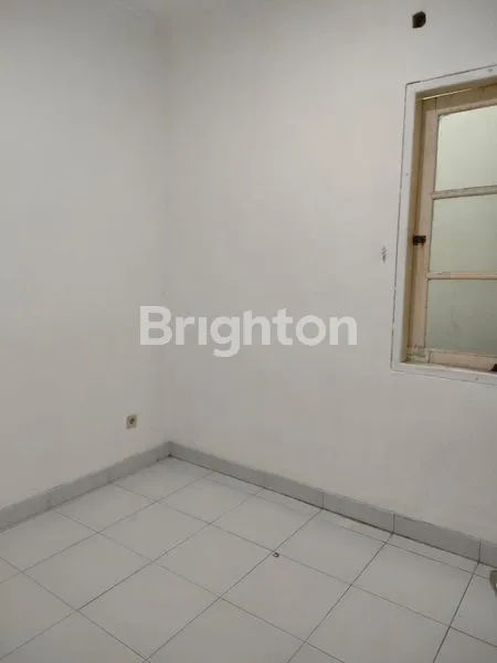 image RUMAH BAGUS TERAWAT NYAMAN AMAN ONE GATE SYSTEM PORIS INDAH CIPONDOH TANGERANG (3)