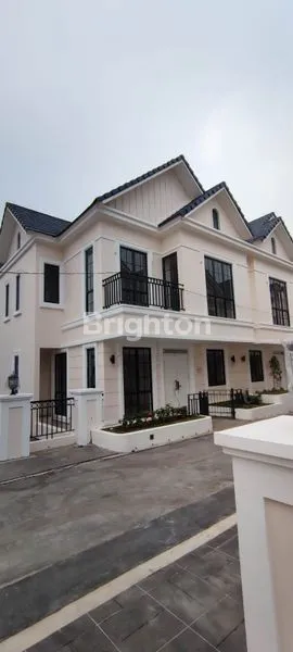 RUMAH LAVON 2 SWAN CITY TANGERANG