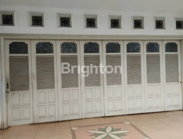 image JUAL RUMAH DI KEBON JERUK JAKARTA BARAT (6)