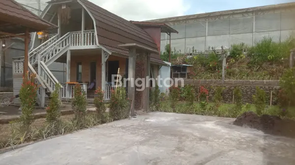 LEASEHOLD RUMAH KAYU 2 LANTAI 2 KAMAR DASONG BEDUGUL TABANAN