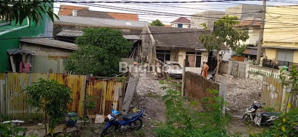 RAYA SEMAMPIR 3 TANAH + BANGUNAN NYAMBUNG JADI 1 DEKAT KEDUNG BARU, MERR, WONOKROMO, NGINDEN, RUNGKUT