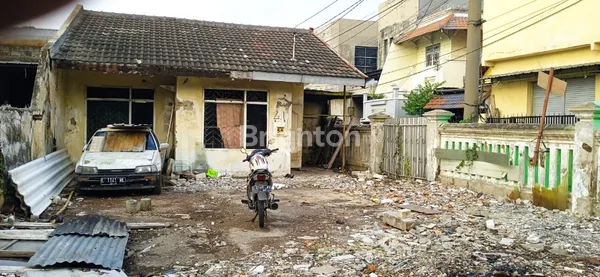 image RAYA SEMAMPIR 3 TANAH + BANGUNAN NYAMBUNG JADI 1 DEKAT KEDUNG BARU, MERR, WONOKROMO, NGINDEN, RUNGKUT (2)