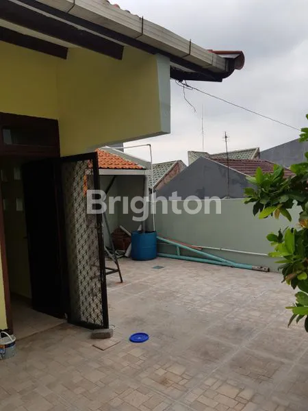 image DISEWAKAN RUMAH DELTASARI 2 LANTAI (2)