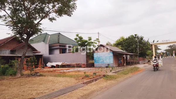 image RUMAH SEDERHANA (2)