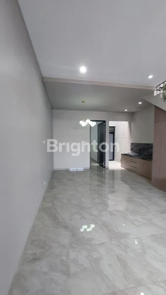 image RUMAH BARU 2 LANTAI MINIMALIS DI NIRWANA EKSEKUTIF SURABAYA TIMUR DEKAT SEKOLAH IPH, UPH, STARBUCK, SUPERINDO, DLL (7)