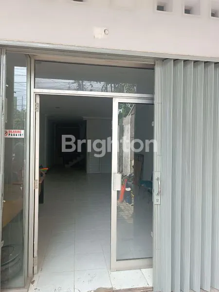 image RUKO TIGA LANTAI PIERE TENDEAN JUAL CANTIK (2)